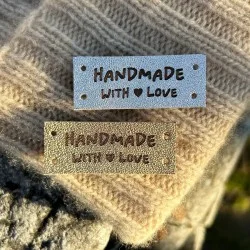 Етикет естествена кожа Handmade with love 5х2см