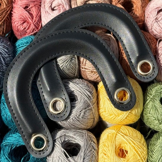 Дръжки за чанта еко кожа арка 15см Диор комплект 2 бр. Дръжки за чанта еко кожа арка 15см Диор комплект 2 бр.