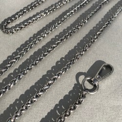 Mетален синджир с катарами 1 бр. Mетален синджир с катарами 1 бр.