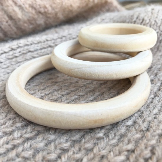 Wooden ring for macrame and amigurumi - flat profile