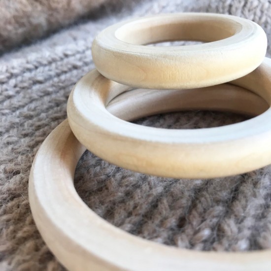 Wooden ring for macrame and amigurumi - flat profile