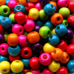 Дървени мъниста 7мм цветни 30 броя