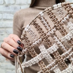 Тройно усукано въже 3MM с метален ефект 50 метра Тройно усукано въже 3MM с метален ефект 50 метра