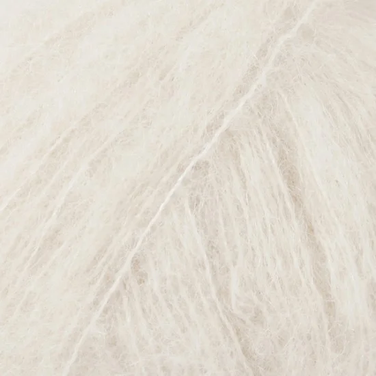 ДРОПС Сресана алпака силк - DROPS Brushed alpaca silk - луксозен микс от алпака и коприна ДРОПС Сресана алпака силк - DROPS Brushed alpaca silk - луксозен микс от алпака и коприна