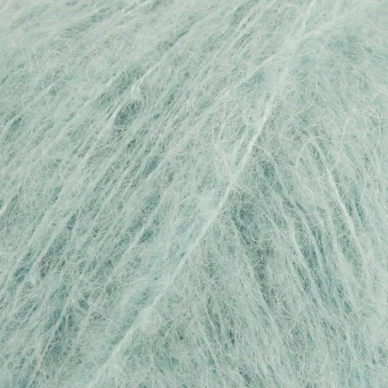 ДРОПС Сресана алпака силк - DROPS Brushed alpaca silk - луксозен микс от алпака и коприна ДРОПС Сресана алпака силк - DROPS Brushed alpaca silk - луксозен микс от алпака и коприна