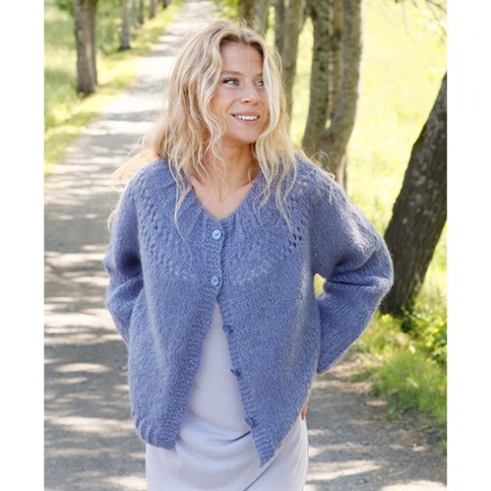 ДРОПС Сресана алпака силк - DROPS Brushed alpaca silk - луксозен микс от алпака и коприна ДРОПС Сресана алпака силк - DROPS Brushed alpaca silk - луксозен микс от алпака и коприна