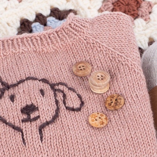 Button with flowers motif 15mm