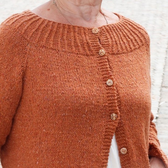 Button with flowers motif 15mm