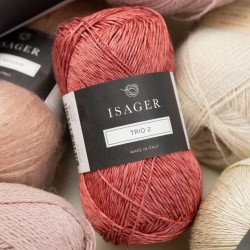 Трио 2 Isager - премиум микс от лен, памук и лиосел