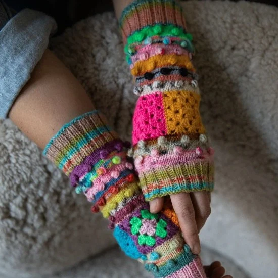 52 Weeks of scrap Yarn - книга 52 седмици в остатъчни материали 52 Weeks of scrap Yarn - книга 52 седмици в остатъчни материали