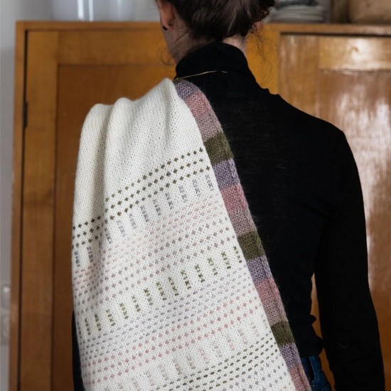 52 Weeks of scrap Yarn - книга 52 седмици в остатъчни материали