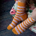 52 Weeks of Socks Vol 2 - книга 52 седмици в чорапи Том 2