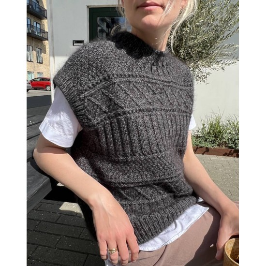 Ingrid Slipover - описание модел плетиво от PetiteKnit